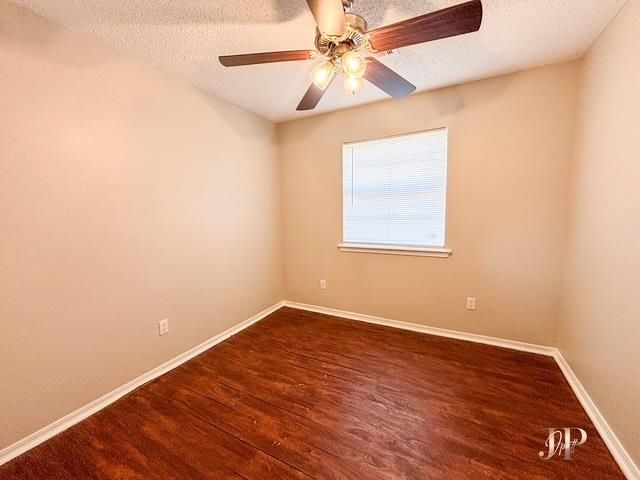 6033 SW Atterbury Dr, Lawton, OK 73505