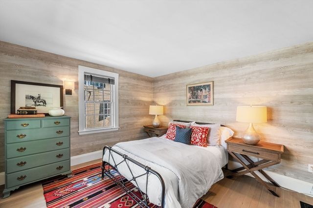 3 Orne Sq, Salem, MA 01970