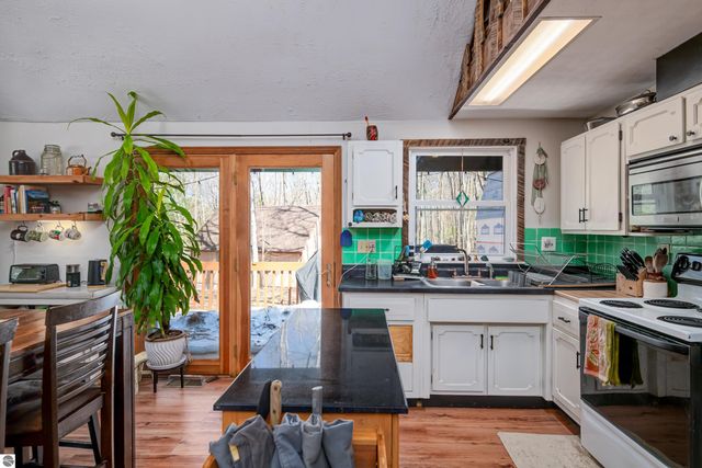 5365 Riverdale Lane, Lake Ann, MI 49650