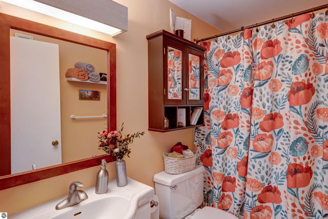 5365 Riverdale Lane, Lake Ann, MI 49650