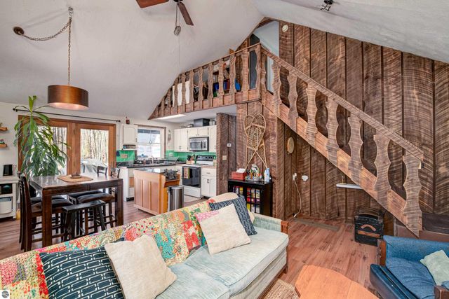 5365 Riverdale Lane, Lake Ann, MI 49650