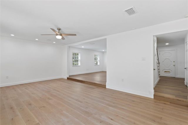 4704 W BROOKWOOD DRIVE, Tampa, FL 33629