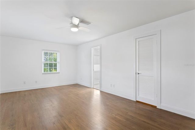 4704 W BROOKWOOD DRIVE, Tampa, FL 33629