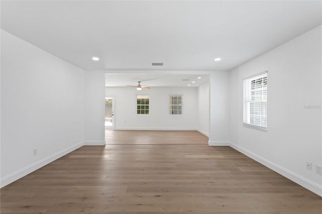 4704 W BROOKWOOD DRIVE, Tampa, FL 33629