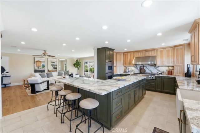 24962 Nellie Gail, Laguna Hills, CA 92653