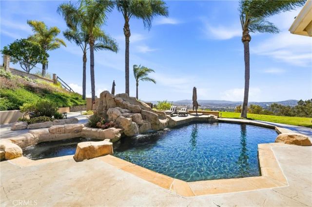 24962 Nellie Gail, Laguna Hills, CA 92653