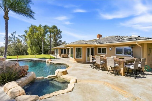 24962 Nellie Gail, Laguna Hills, CA 92653