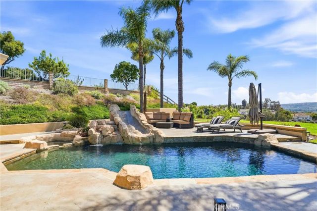 24962 Nellie Gail, Laguna Hills, CA 92653