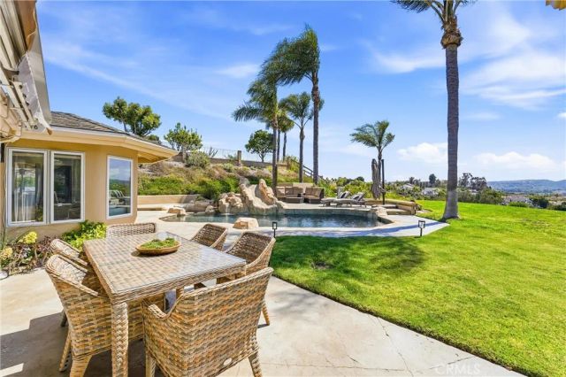 24962 Nellie Gail, Laguna Hills, CA 92653