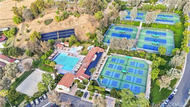 24962 Nellie Gail, Laguna Hills, CA 92653