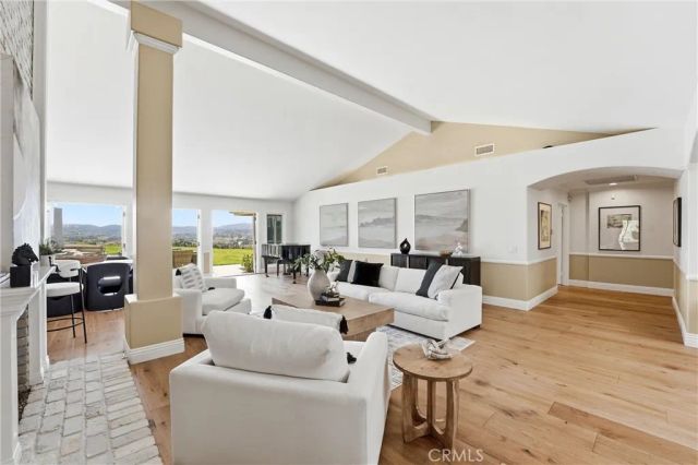 24962 Nellie Gail, Laguna Hills, CA 92653