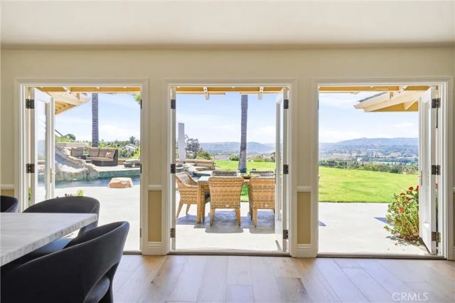 24962 Nellie Gail, Laguna Hills, CA 92653
