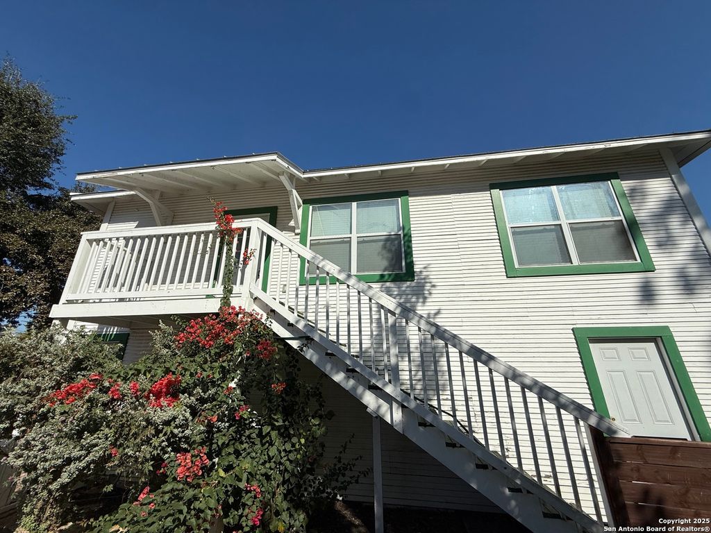 317 E Myrtle St Unit A, San Antonio, TX 78212