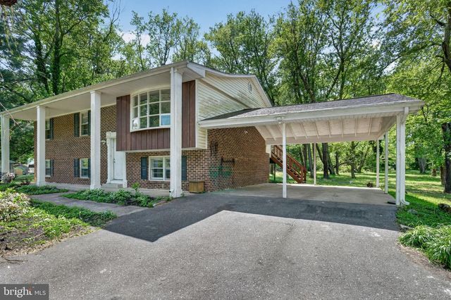 4105 LEE, White Plains, MD 20695