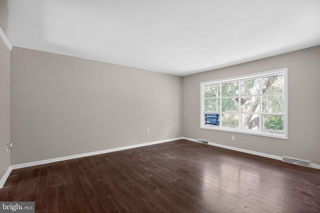 4105 LEE, White Plains, MD 20695