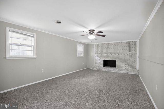4105 LEE, White Plains, MD 20695