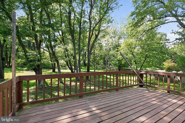 4105 LEE, White Plains, MD 20695