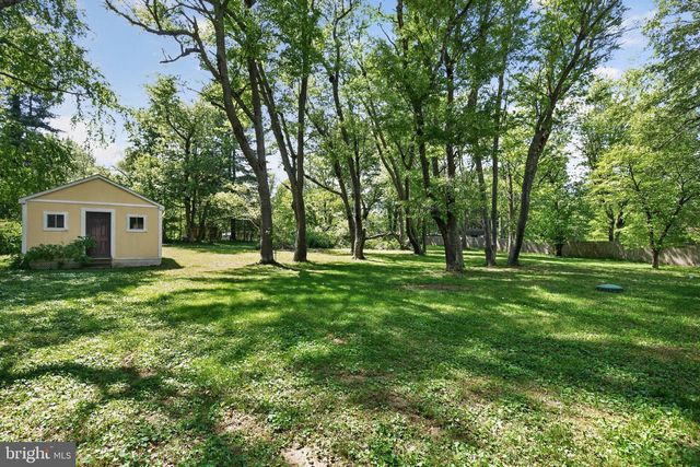 4105 LEE, White Plains, MD 20695