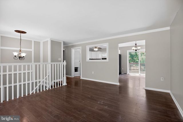 4105 LEE, White Plains, MD 20695