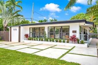 1315 NE 4th St, Fort Lauderdale, FL 33301