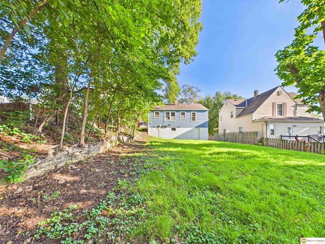 3181 Stone Avenue, Omaha, NE 68111