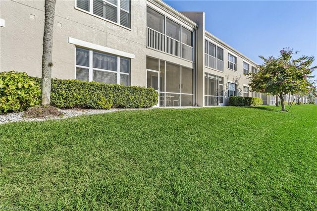5693 Heron LN 503, Naples, FL 34110