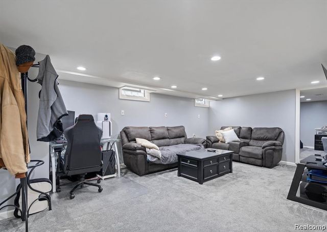 37653 Longacre Drive, Sterling Heights, MI 48312