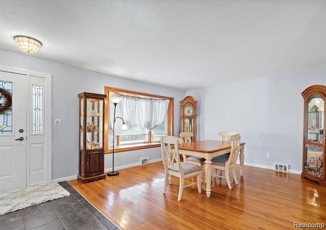 37653 Longacre Drive, Sterling Heights, MI 48312