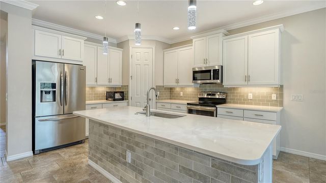 11490 BLACKFIN STREET, Venice, FL 34292