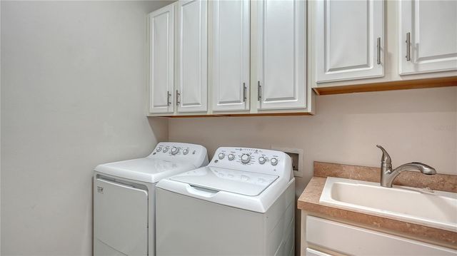 11490 BLACKFIN STREET, Venice, FL 34292