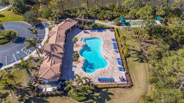 11490 BLACKFIN STREET, Venice, FL 34292