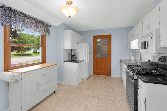 8336 Ewing Road, Bloomington, MN 55431