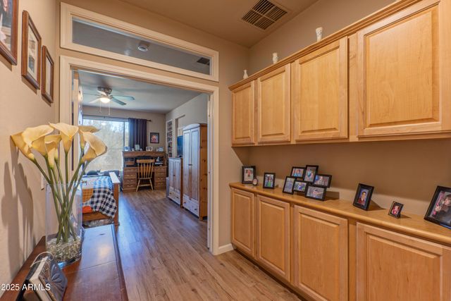 41019 N IRON HORSE Way, Anthem, AZ 85086