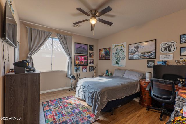 41019 N IRON HORSE Way, Anthem, AZ 85086