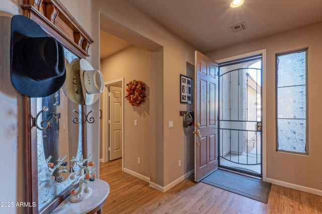 41019 N IRON HORSE Way, Anthem, AZ 85086