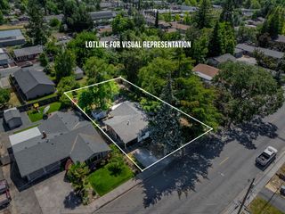 235 NE Savage Street, Grants Pass, OR 97526