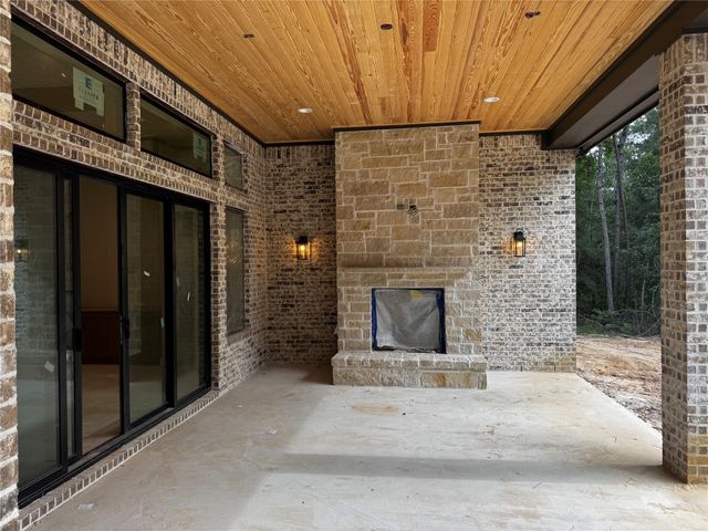 7245 Red Oak Grove Road, Montgomery, TX 77316