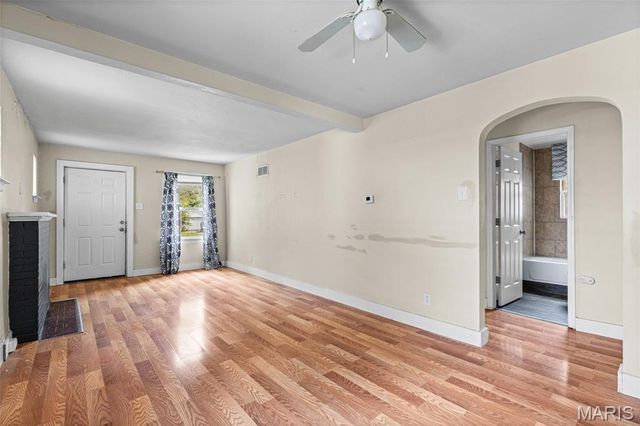 305 Newell Drive, Ferguson, MO 63135