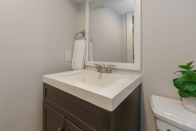 163 Garden Road, Columbus, OH 43214