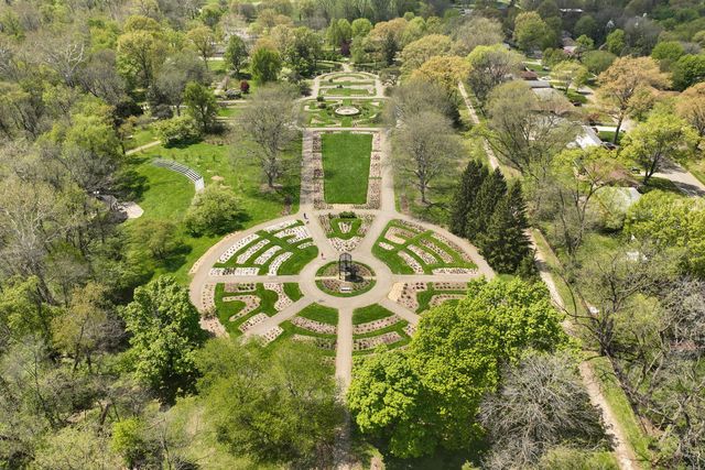 163 Garden Road, Columbus, OH 43214
