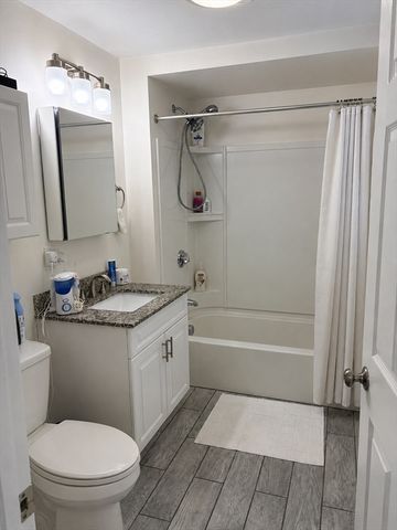 664 Humphrey St 1, Swampscott, MA 01907