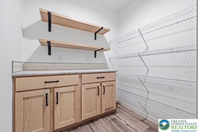 1318 Aylesbury Road, Lehigh Twp, PA 18088
