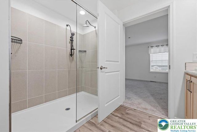 1318 Aylesbury Road, Lehigh Twp, PA 18088