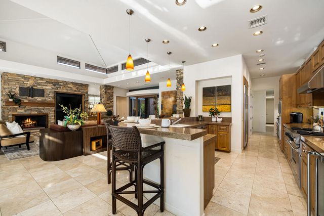 1134 Lake Vista, Palm Desert, CA 92260