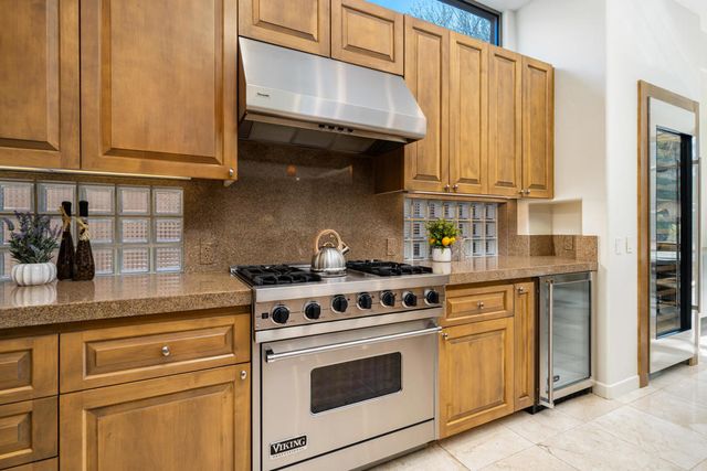 1134 Lake Vista, Palm Desert, CA 92260