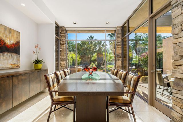 1134 Lake Vista, Palm Desert, CA 92260