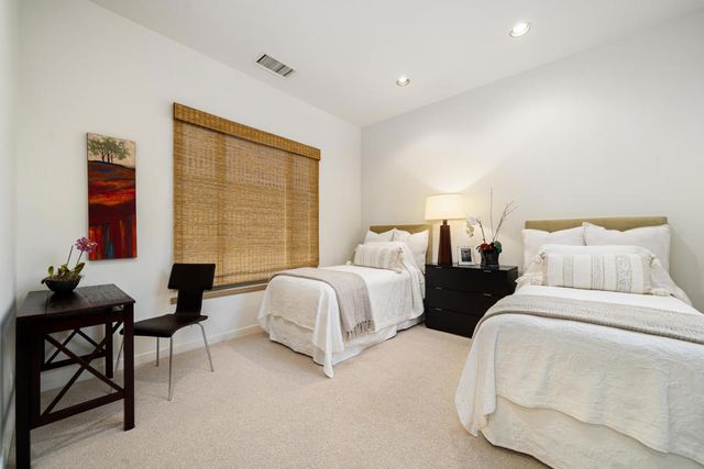 1134 Lake Vista, Palm Desert, CA 92260