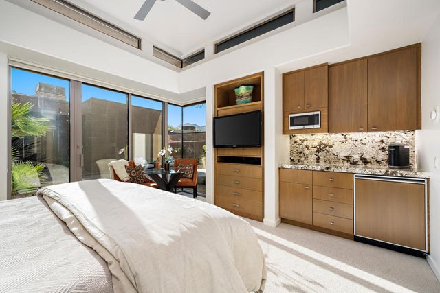 1134 Lake Vista, Palm Desert, CA 92260