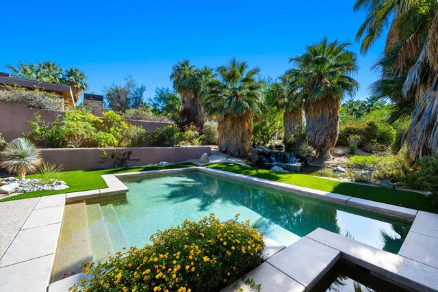 1134 Lake Vista, Palm Desert, CA 92260