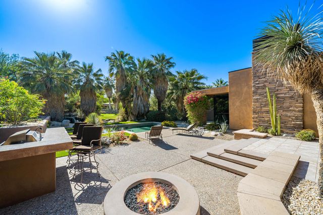 1134 Lake Vista, Palm Desert, CA 92260